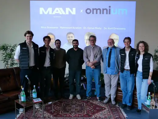 MAIN x Omnium panel